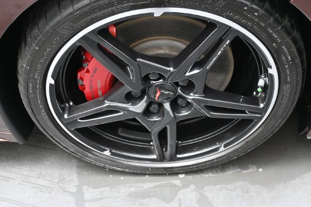 Used 2023 Chevrolet Corvette Stingray Premium Conv w/ Z51 Performance Package RWD image 23