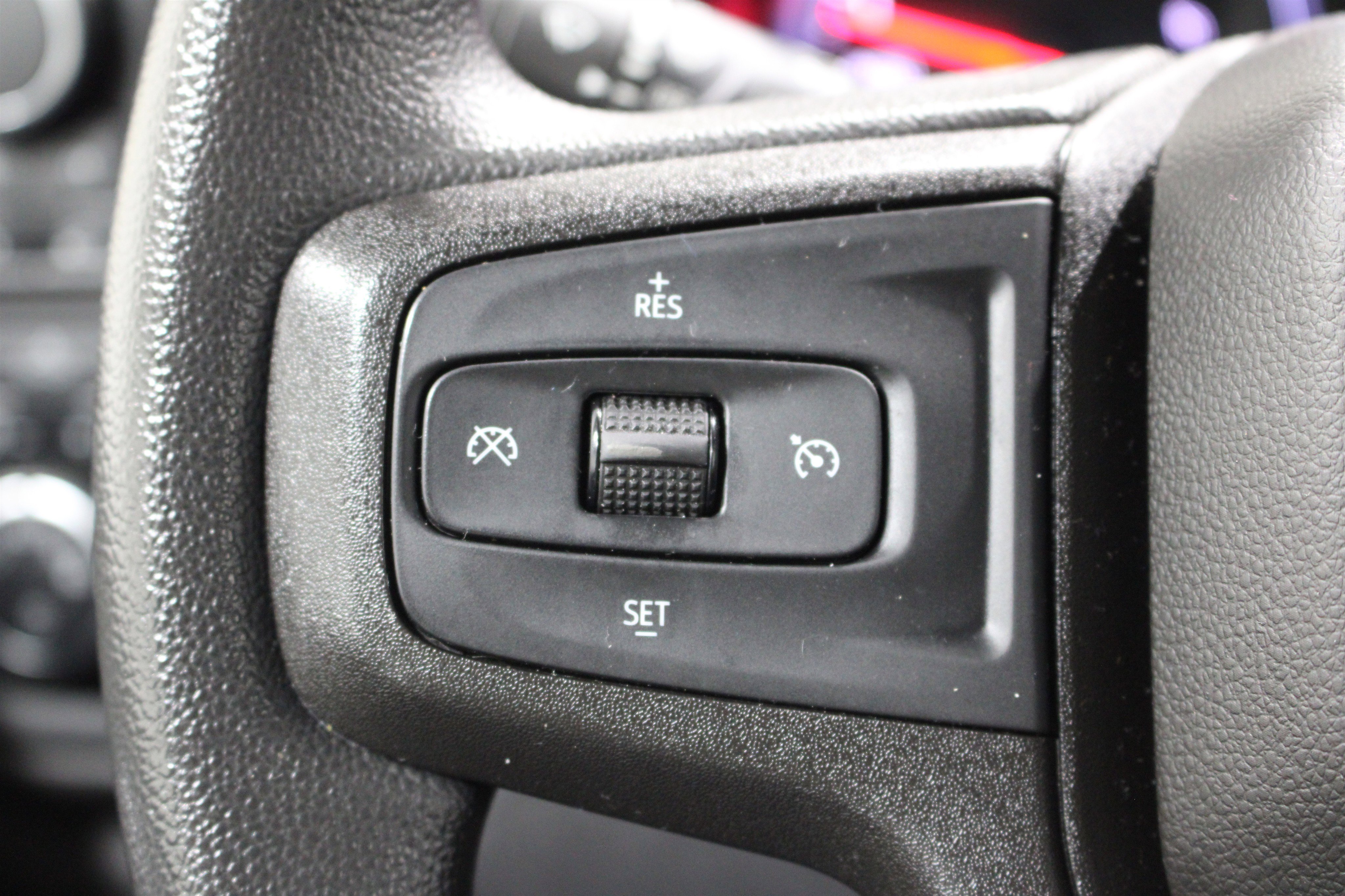 Used 2021 Chevrolet Silverado 1500 Custom AWD/4WD image 10
