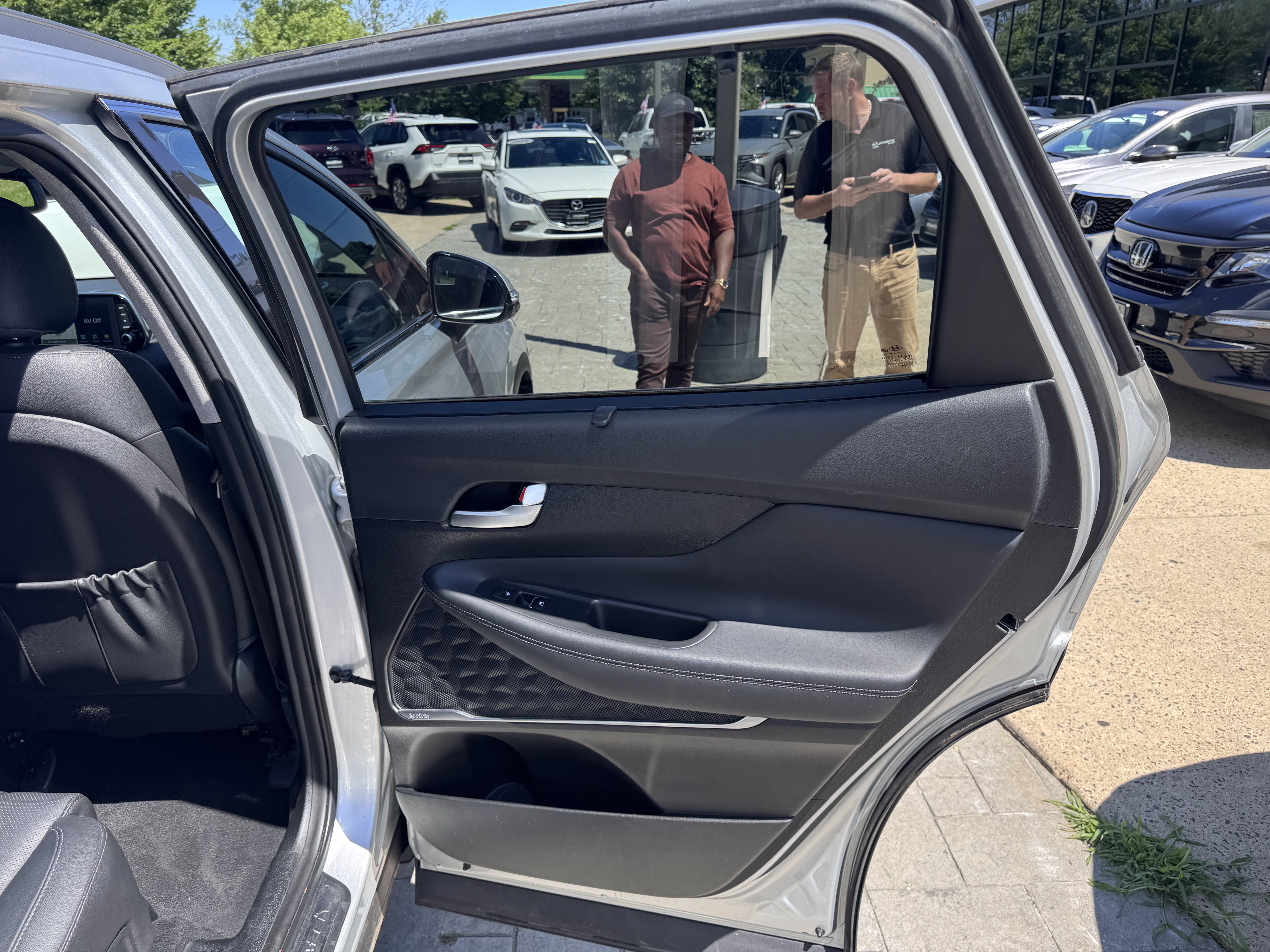Used 2019 Hyundai Santa Fe AWD image 24