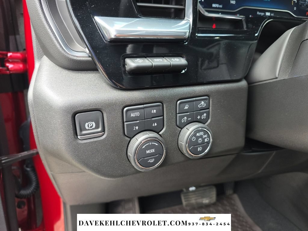 Used 2024 Chevrolet Silverado 1500 High Country w/ Technology Package AWD/4WD image 25