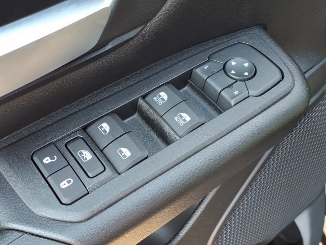 New 2026 RAM 1500 Express AWD/4WD image 18