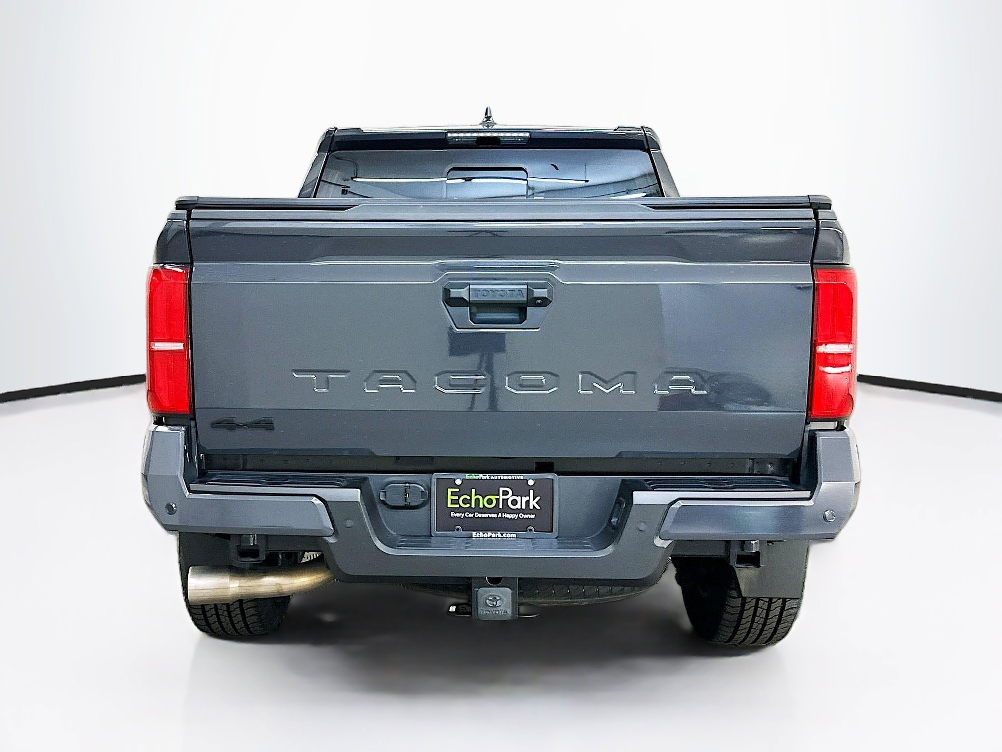 Used 2024 Toyota Tacoma TRD Sport w/ TRD Sport Upgrade Package image 7