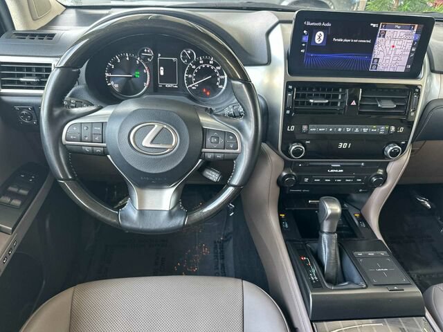 Used 2023 Lexus GX 460 Premium w/ Premium Package AWD/4WD image 18