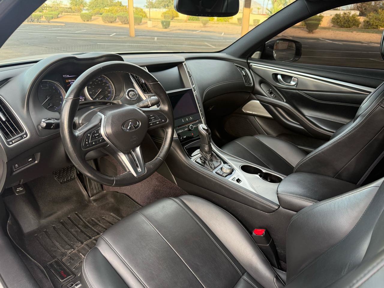 Used 2018 INFINITI Q60 3.0t Luxe w/ Sensory Package 3.0T Luxe AWD/4WD image 10