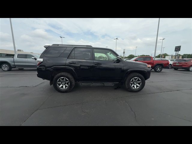 Used 2024 Toyota 4Runner TRD Off-Road Premium w/ Moonroof Package AWD/4WD image 9
