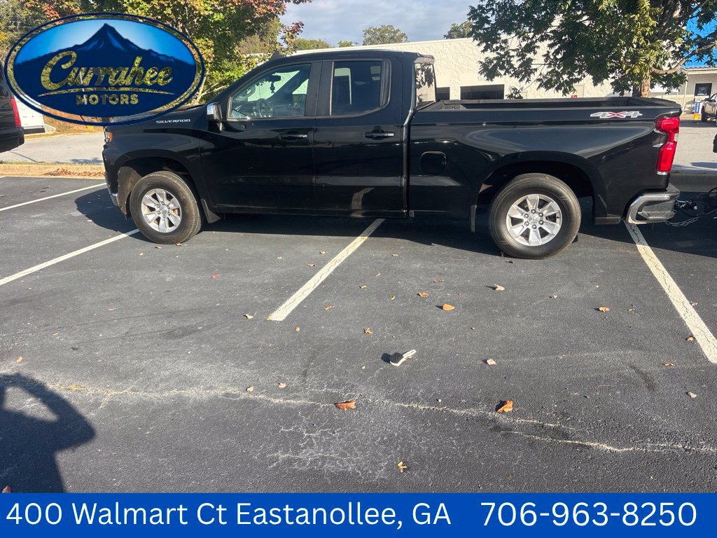 Used 2020 Chevrolet Silverado 1500 LT w/ Bed Protection Package AWD/4WD image 1