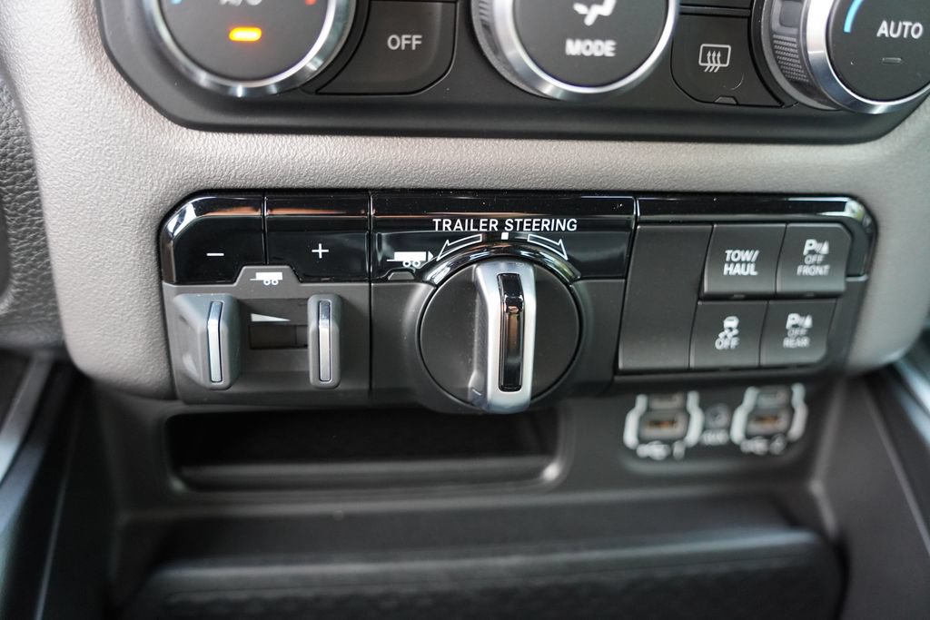 Certified 2022 RAM 1500 Big Horn AWD/4WD image 28