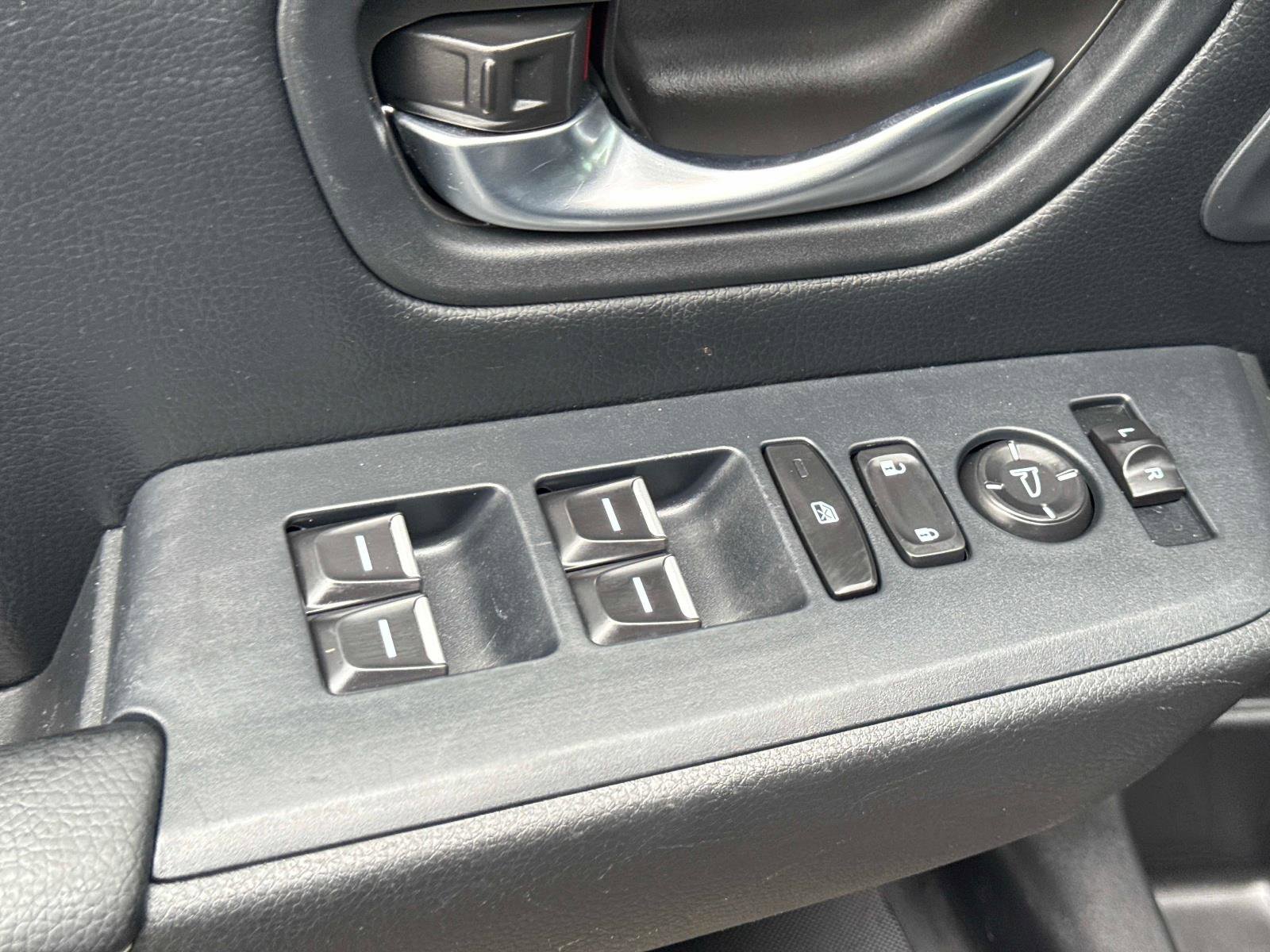 Certified 2023 Honda Pilot Touring image 21