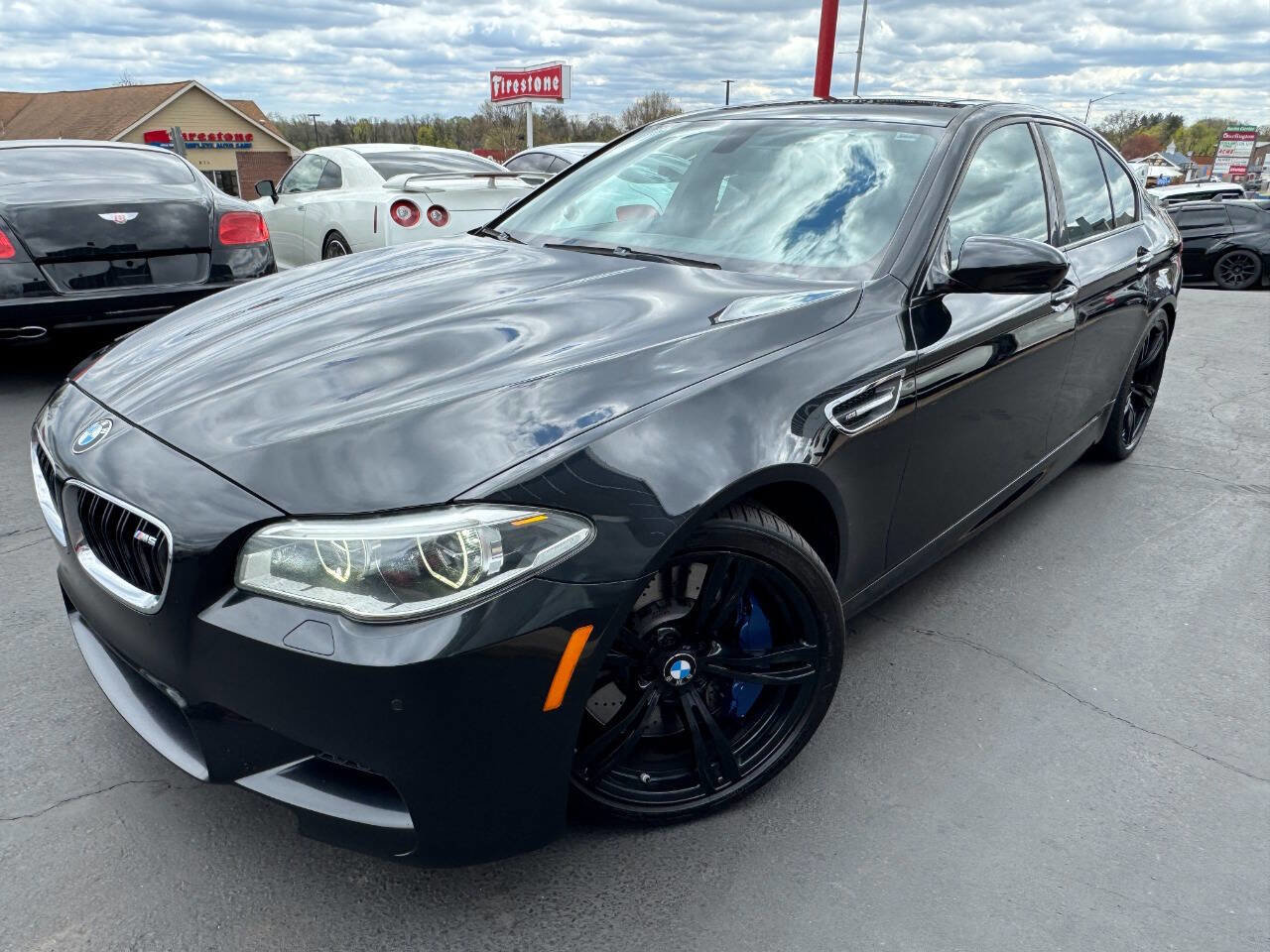 Used 2014 BMW M5 image 2