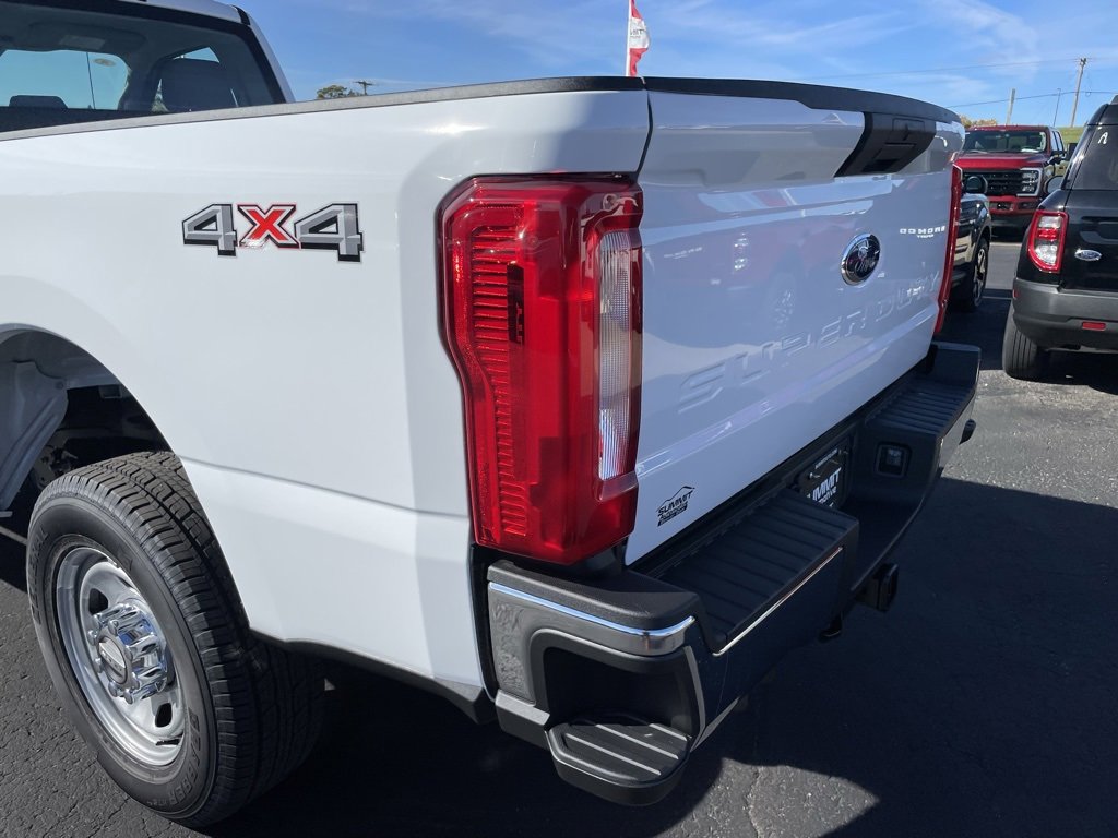 New 2026 Ford F350 XL w/ XL Chrome Package image 37