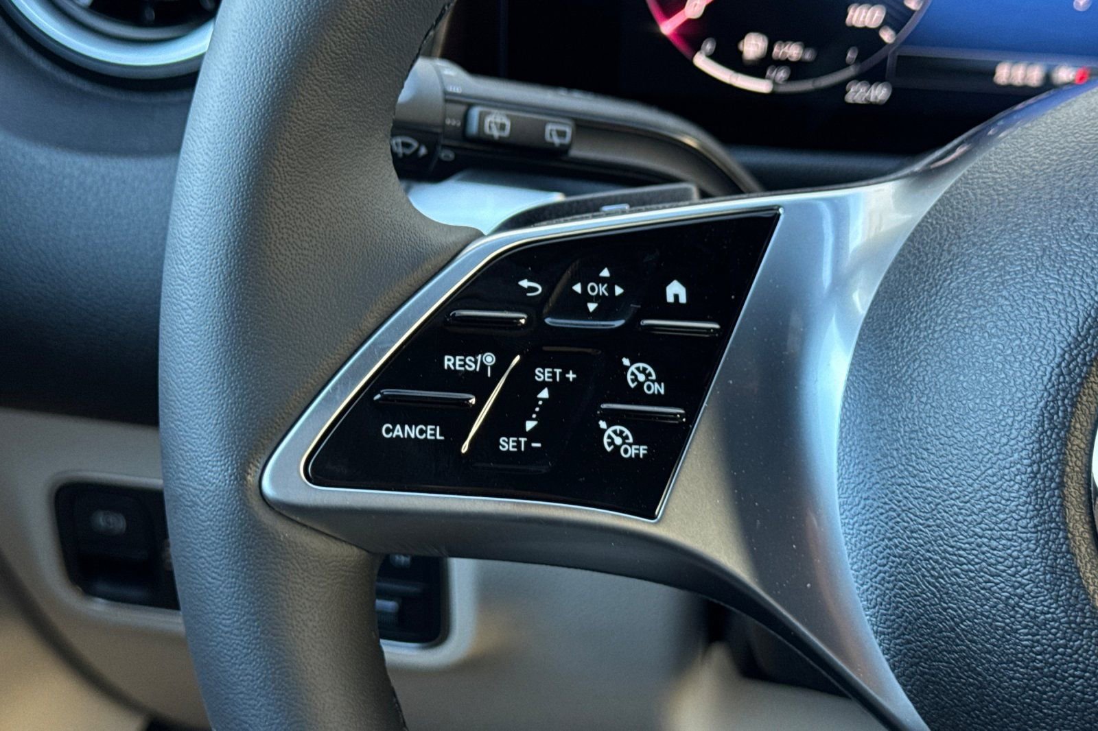 New 2026 Mercedes-Benz GLB 250 image 25