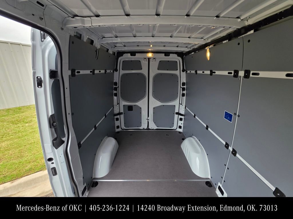New 2026 Mercedes-Benz Sprinter 2500 image 7