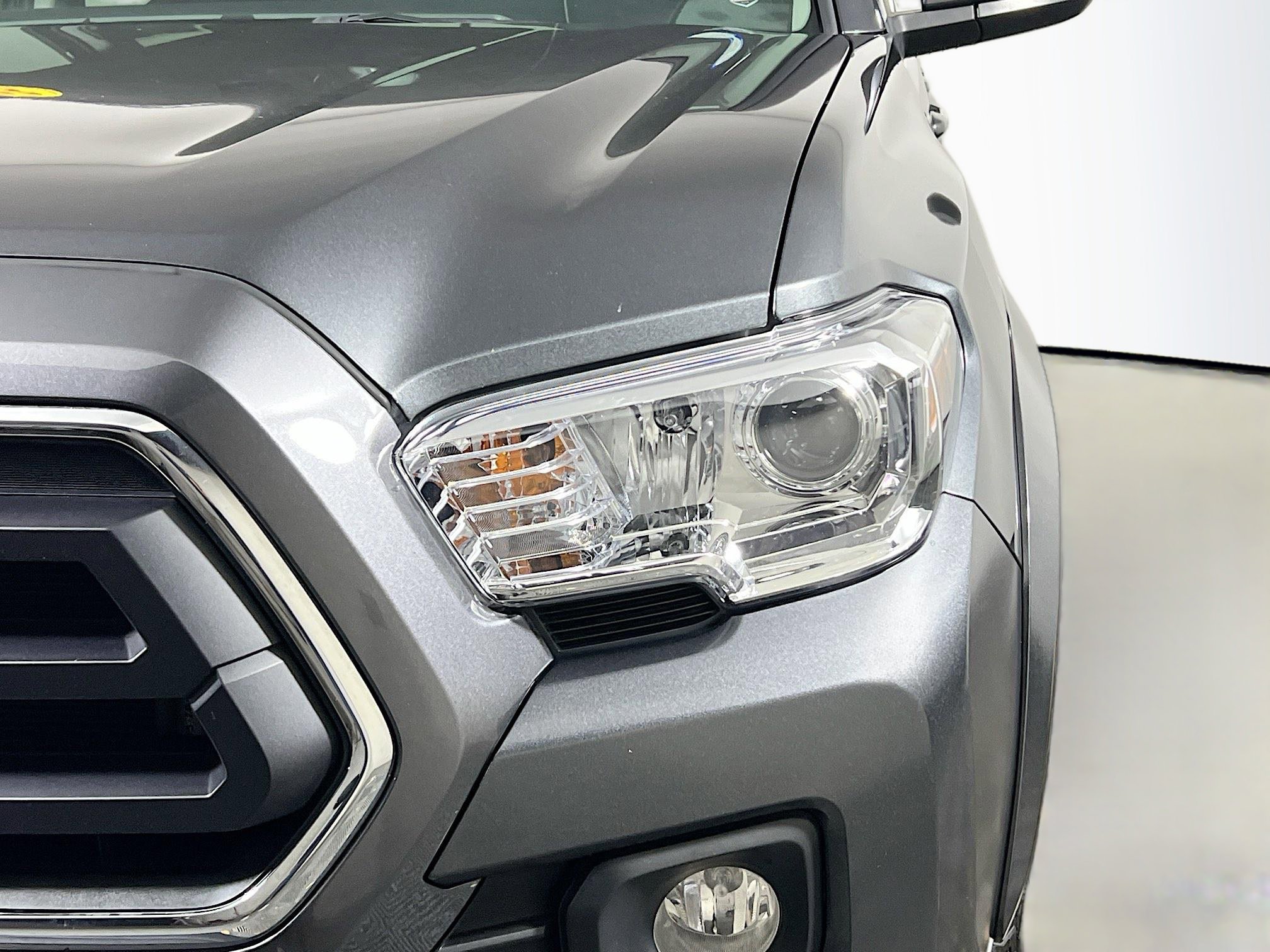 Used 2023 Toyota Tacoma SR5 image 11