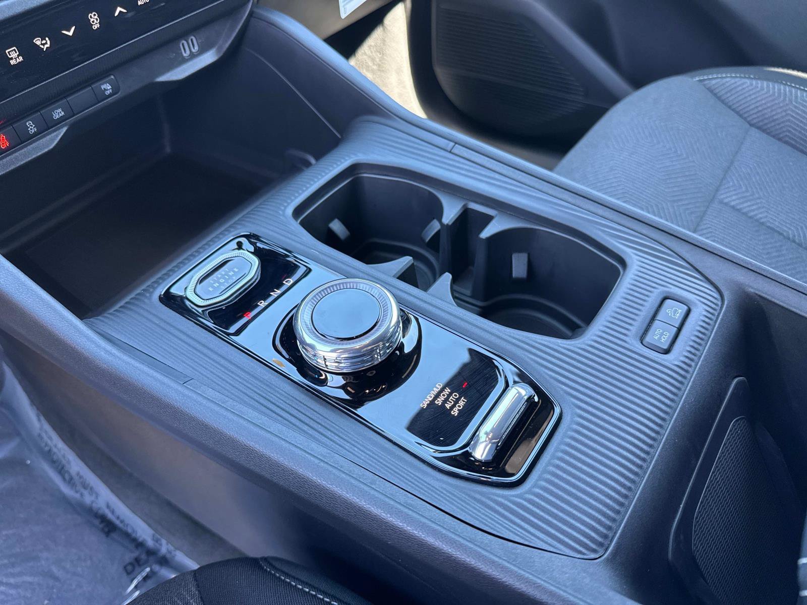 New 2026 Jeep Cherokee Laredo AWD/4WD image 23