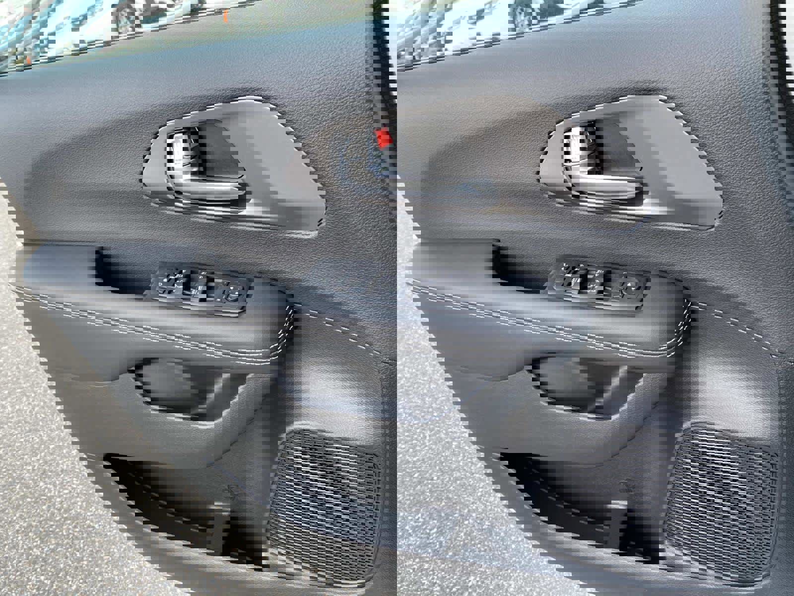 New 2026 Chrysler Voyager LX image 17