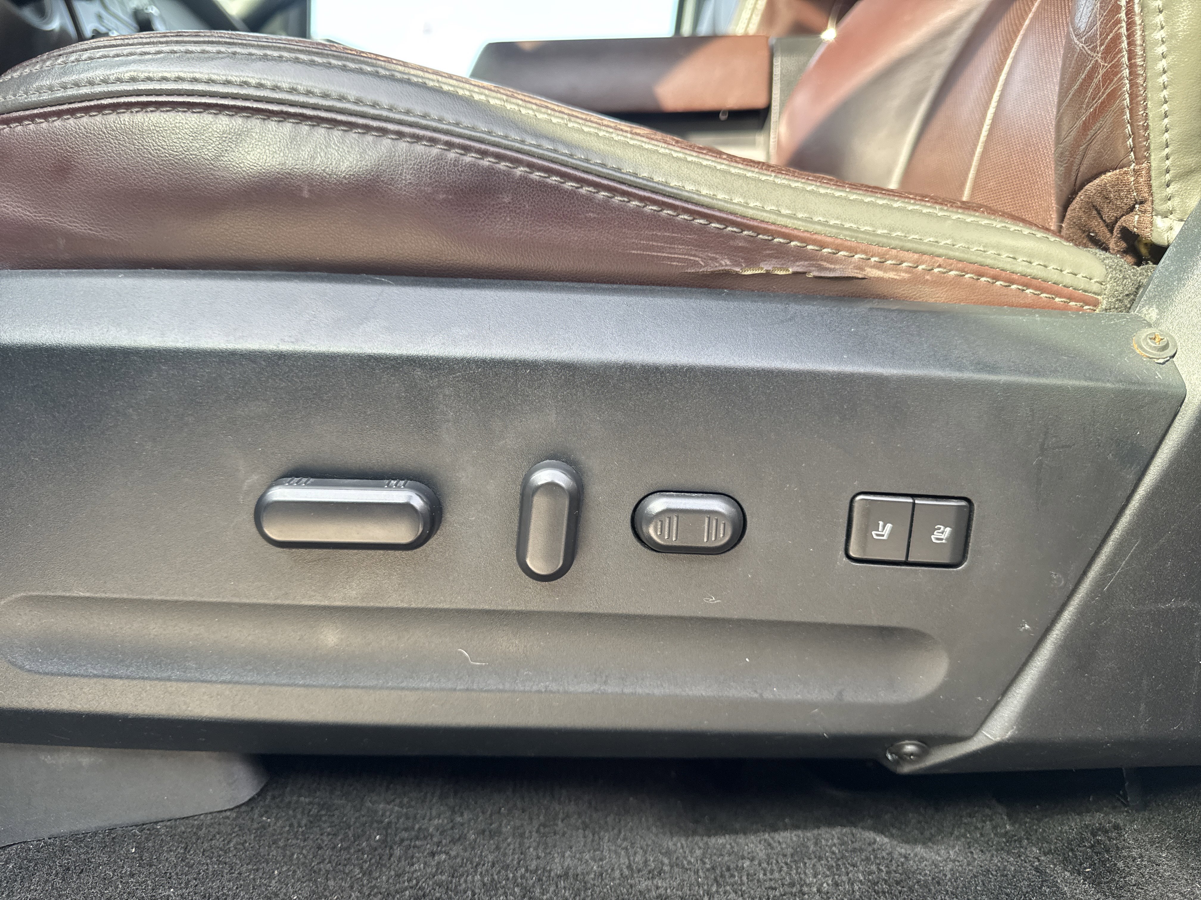 Used 2015 Ford Expedition EL Platinum image 15