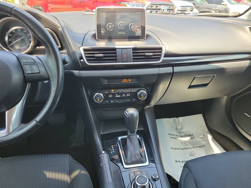 Used 2016 MAZDA MAZDA3 i Touring w/ Popular Equipment Package FWD image 22