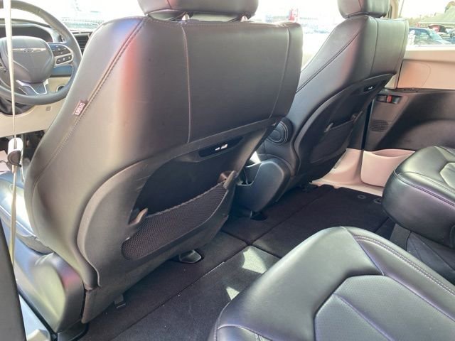 Used 2024 Chrysler Pacifica Touring-L FWD image 28