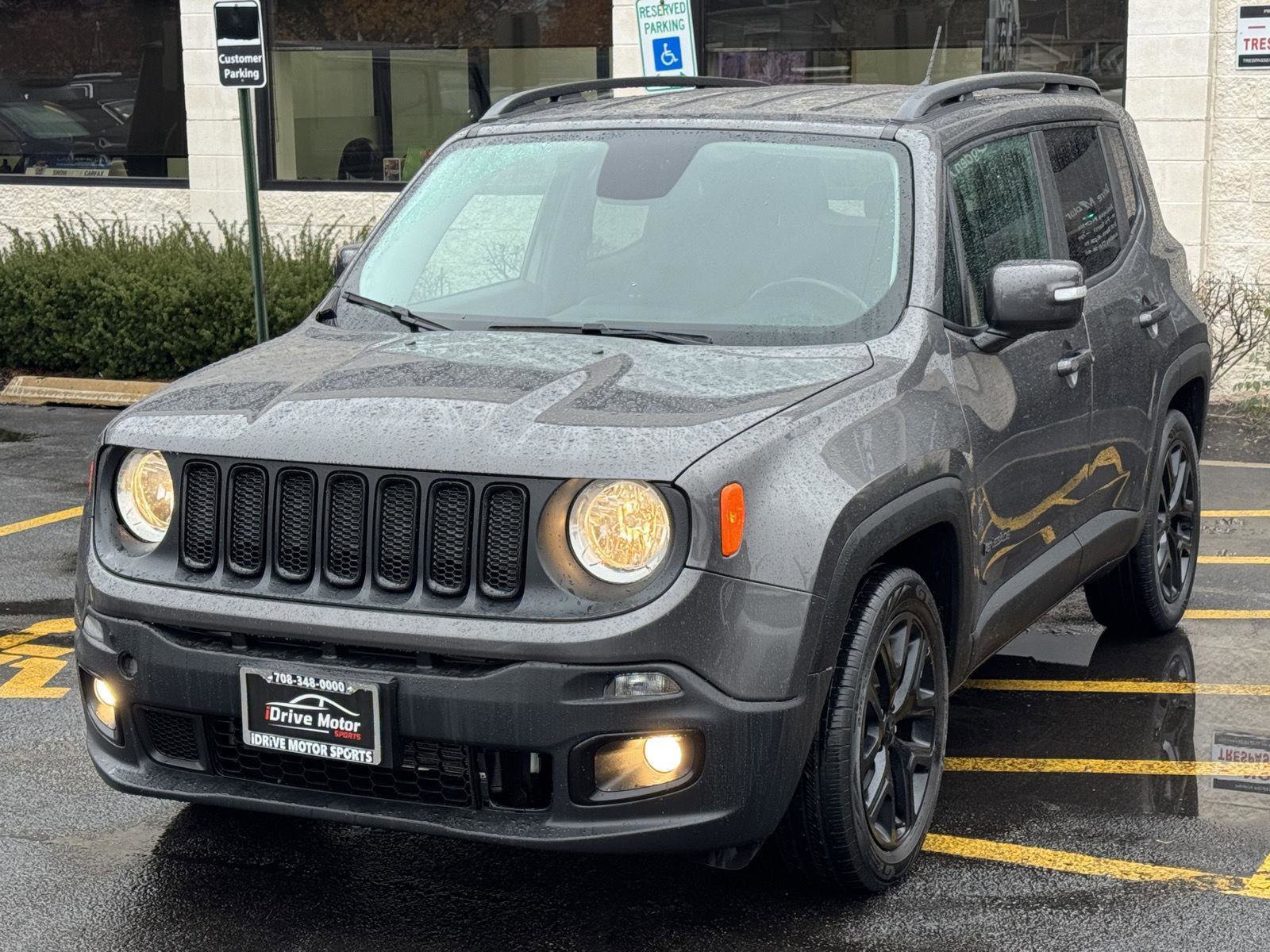 Used 2017 Jeep Renegade Altitude image 4