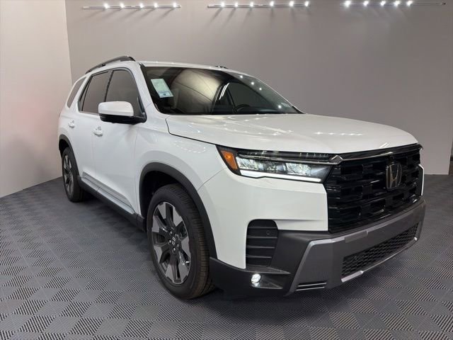 New 2026 Honda Pilot Touring image 8