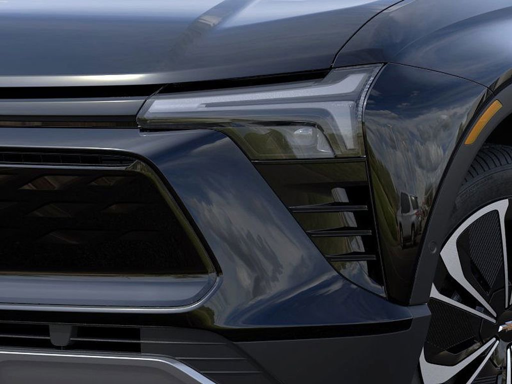 New 2026 Chevrolet Blazer EV LT image 10