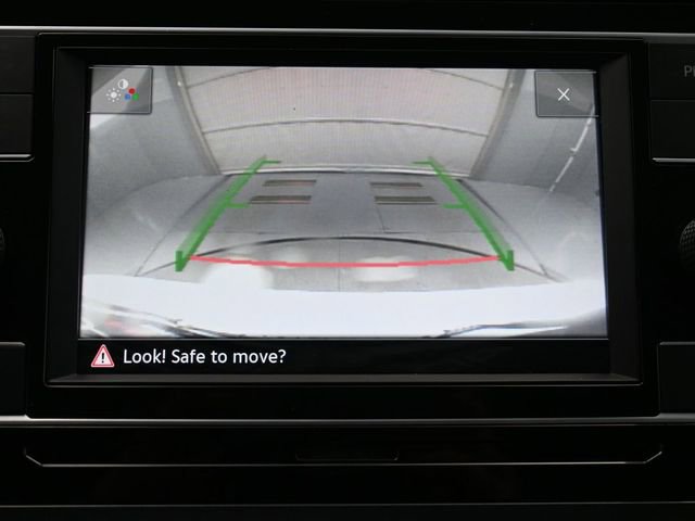 Used 2020 Volkswagen Tiguan S image 20