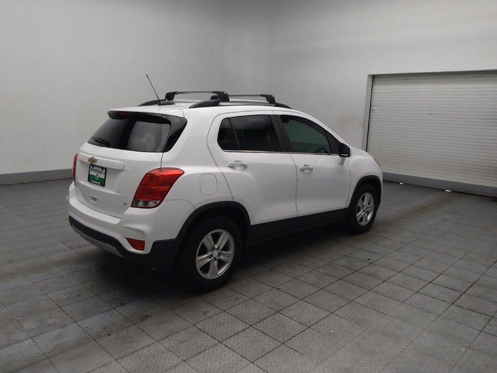 Used 2020 Chevrolet Trax LT w/ LT Convenience Package FWD image 10