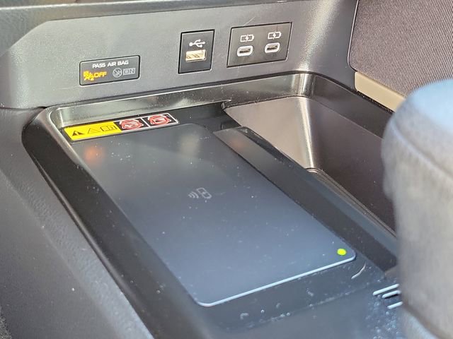 Used 2025 Toyota Camry LE FWD image 14