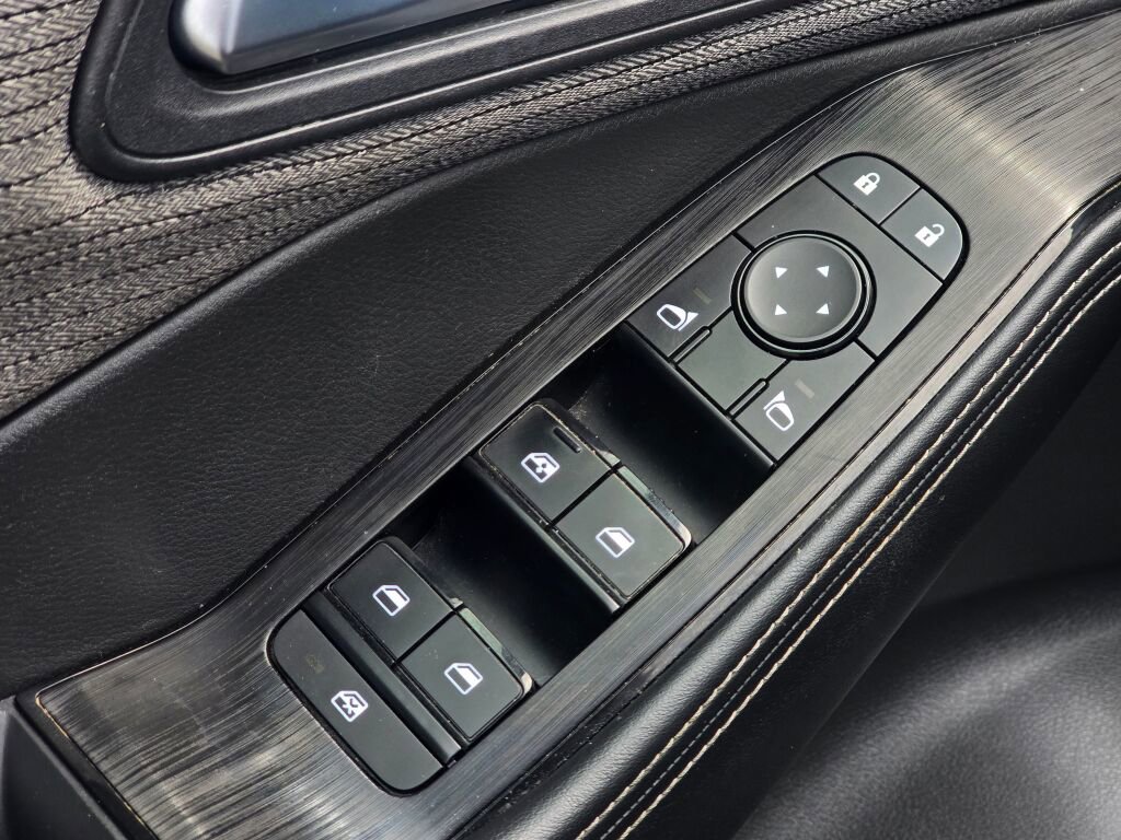 Used 2022 Nissan Rogue SV AWD/4WD image 20
