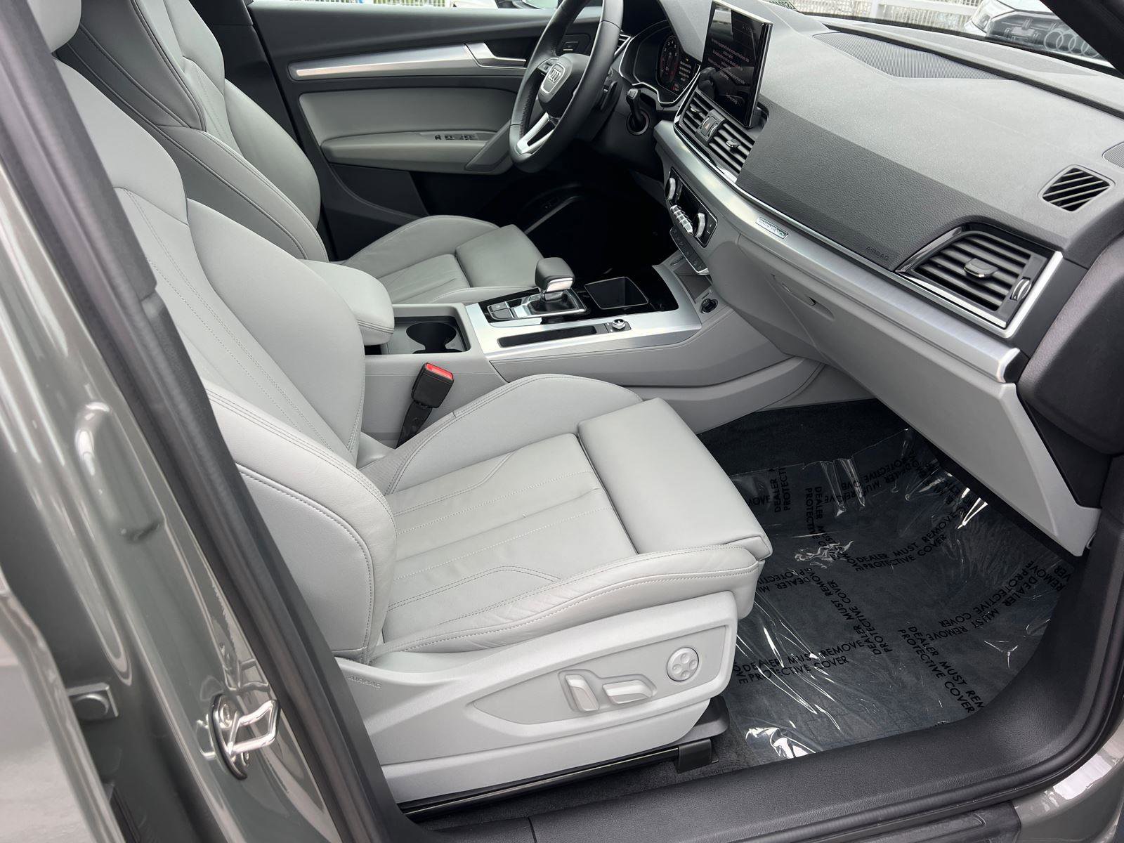 Used 2025 Audi Q5 2.0T Premium image 13