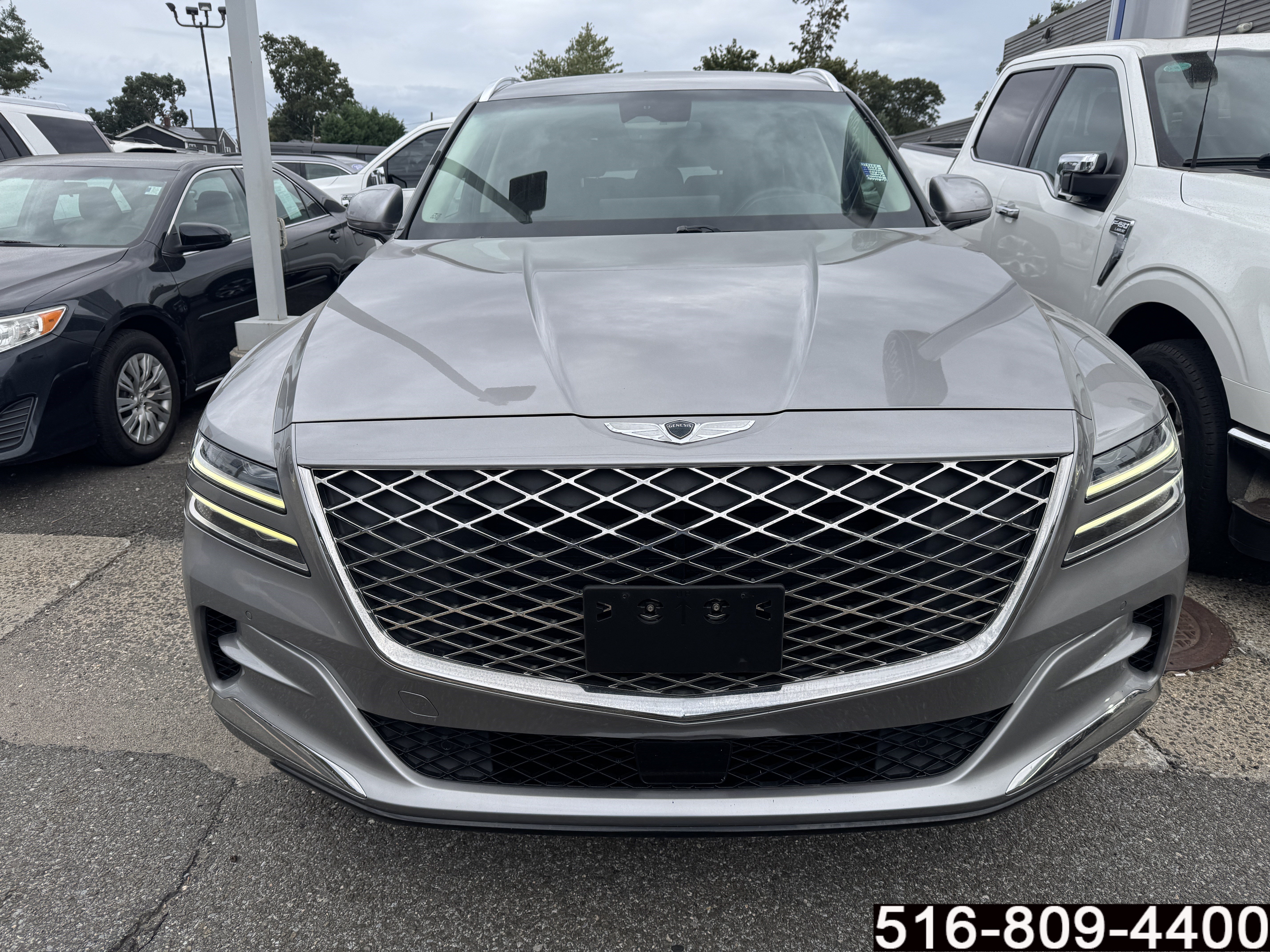 Used 2023 Genesis GV80 2.5T w/ Cargo Package AWD/4WD image 2