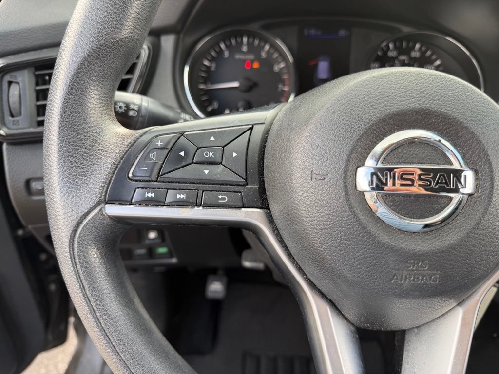 Used 2018 Nissan Rogue S FWD image 26