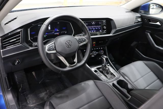 Used 2024 Volkswagen Jetta SE image 21