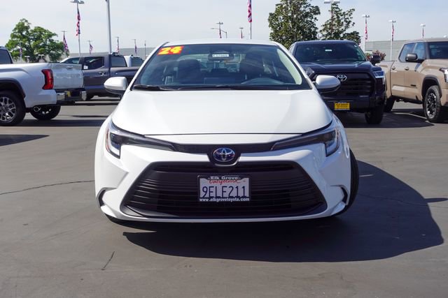 Certified 2024 Toyota Corolla LE image 3