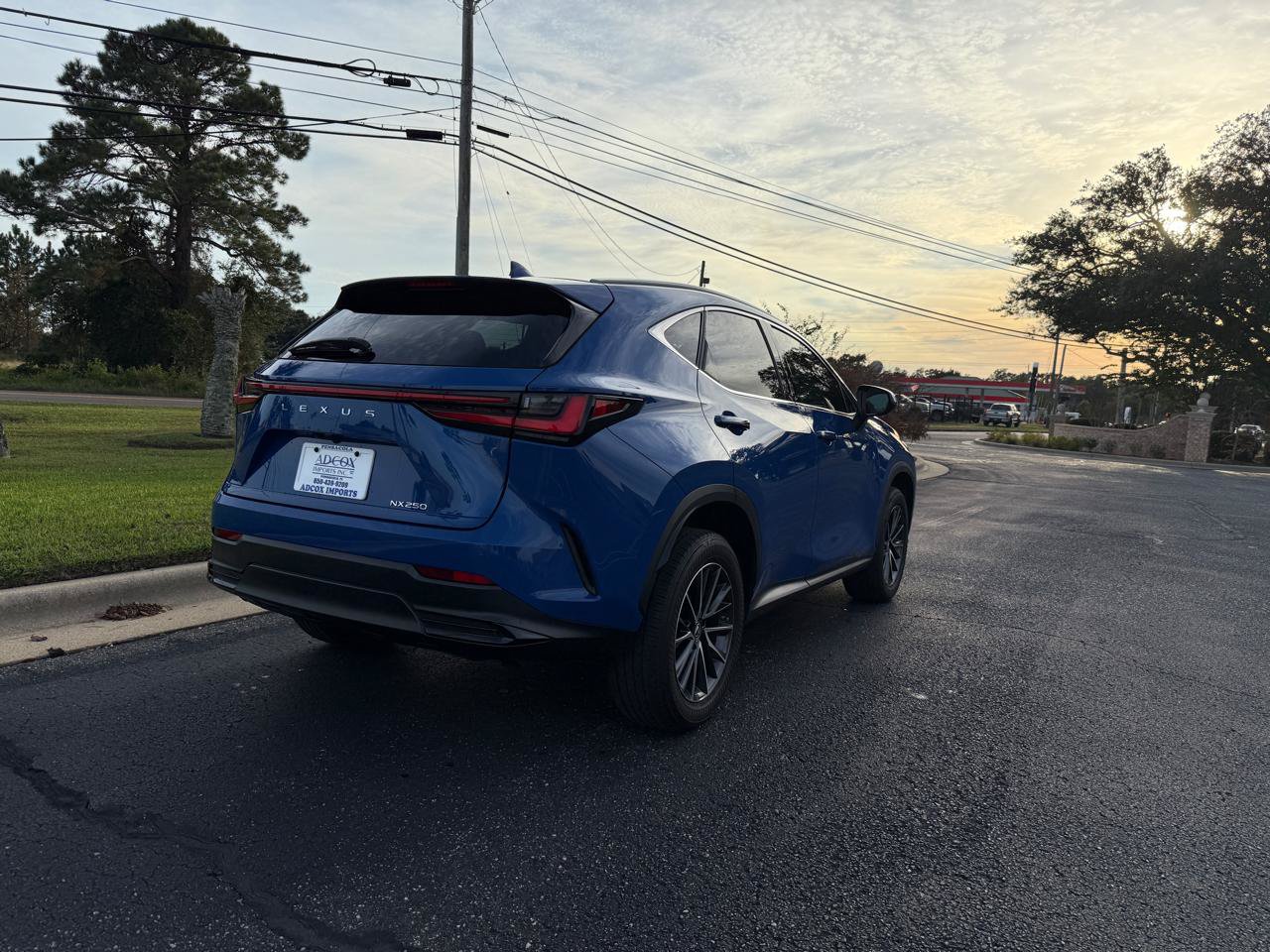 Used 2023 Lexus NX 250 FWD w/ Towing Package (2000 Lbs) image 8