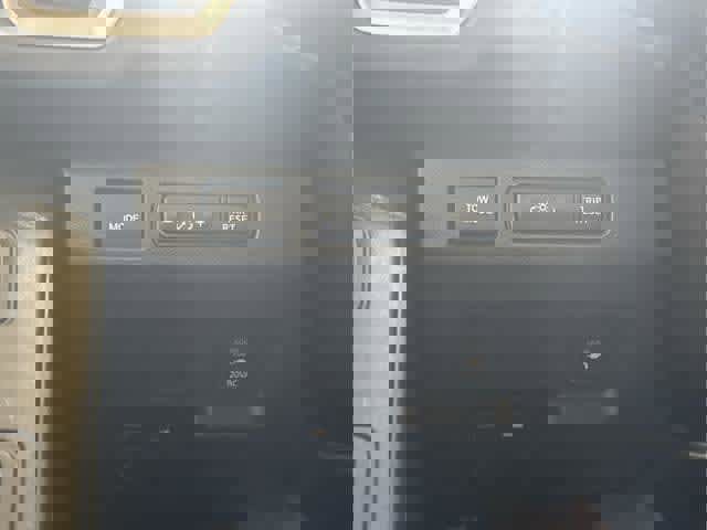 Used 2022 Nissan Frontier SV image 20