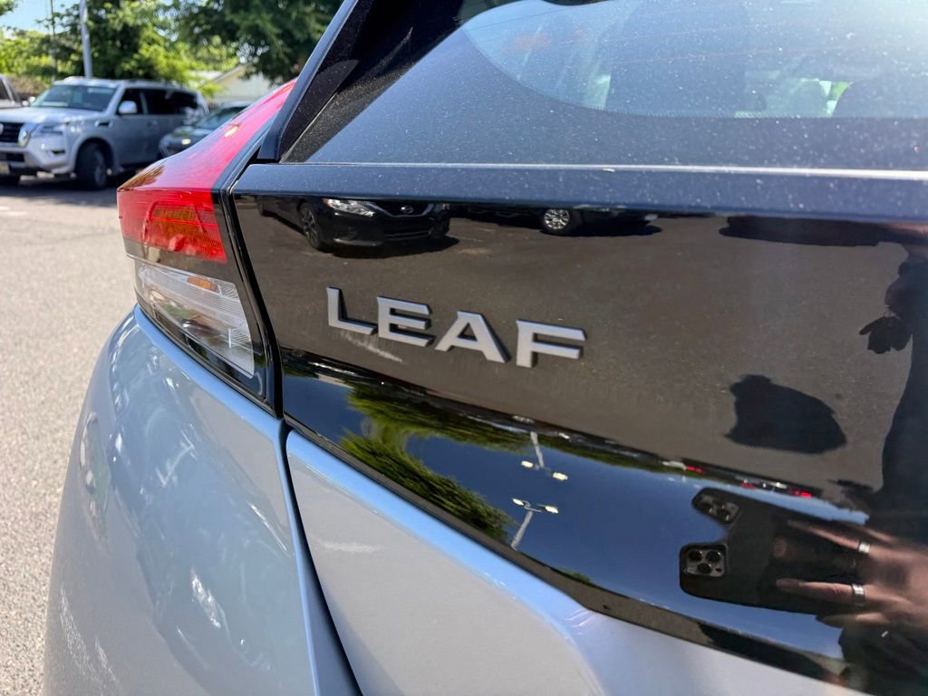 Used 2024 Nissan Leaf S FWD image 8