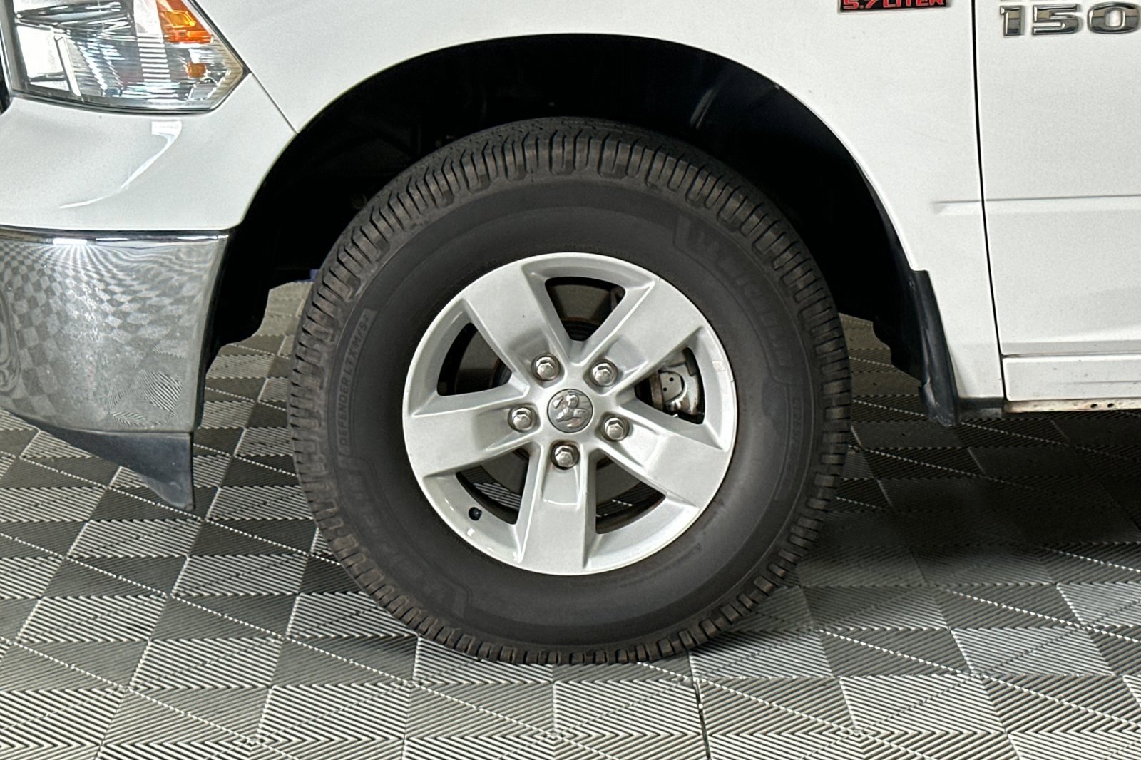 Used 2017 RAM 1500 Classic SLT image 39