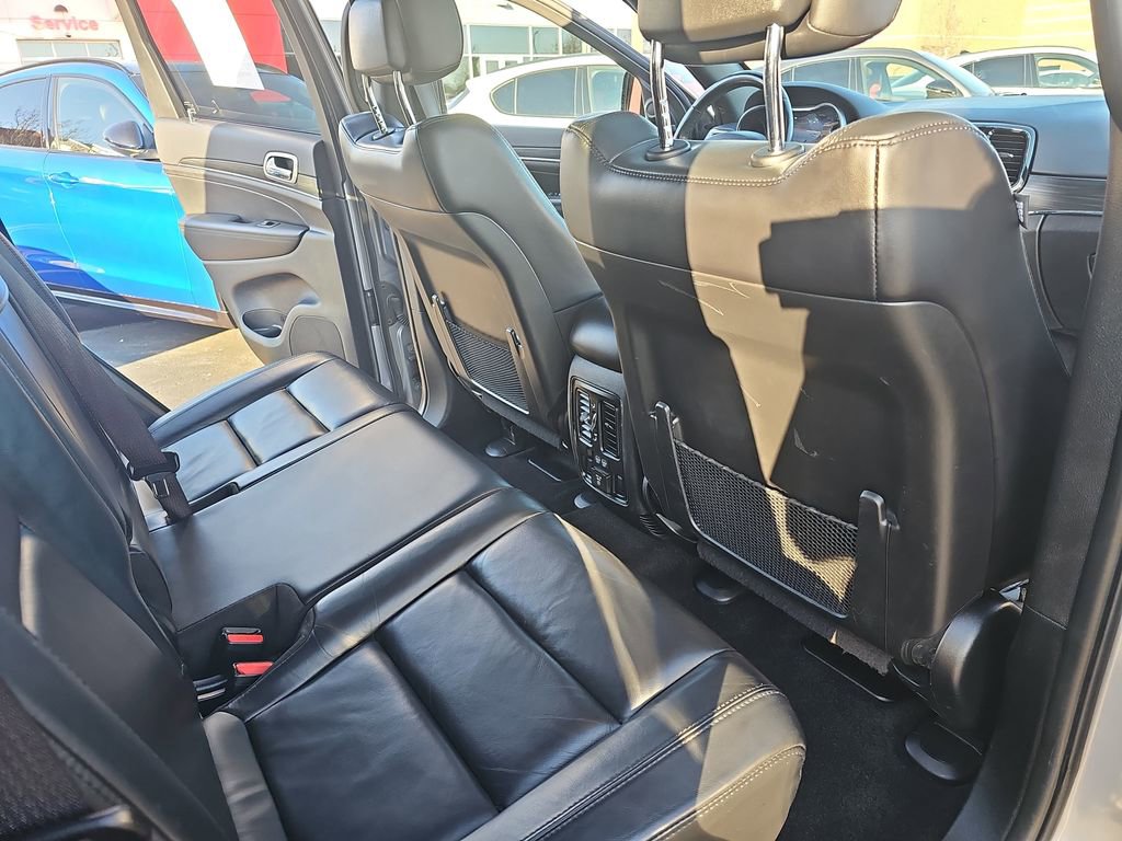 Used 2021 Jeep Grand Cherokee Limited image 11