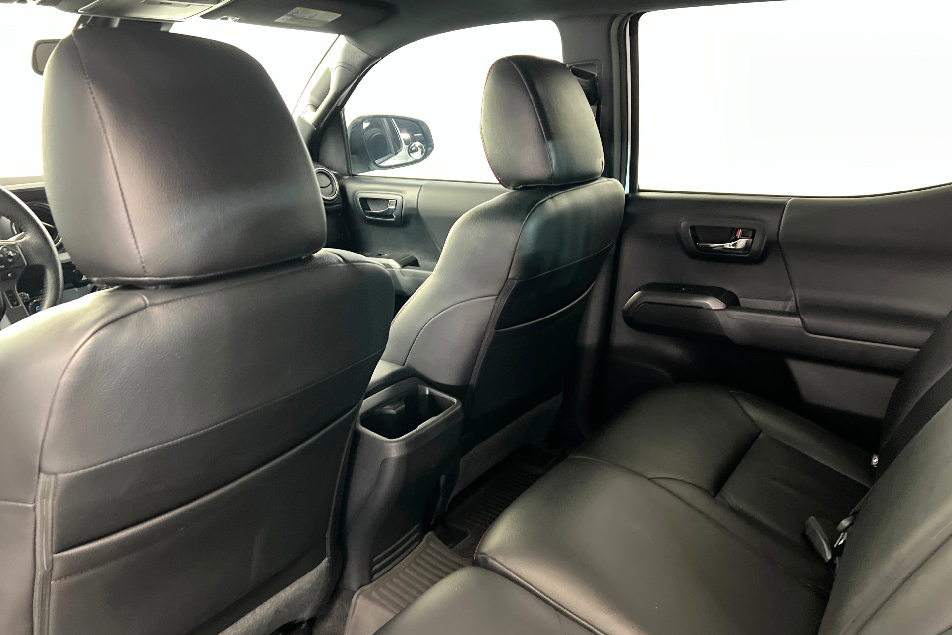 Used 2021 Toyota Tacoma TRD Sport w/ Technology Package image 20