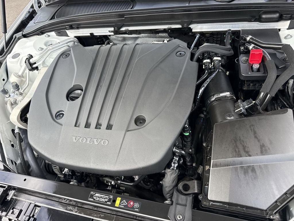Used 2023 Volvo S60 B5 Plus w/ Protection Package Premier image 27