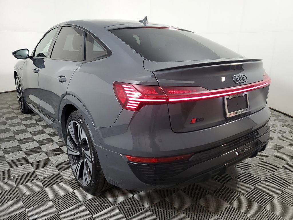 Certified 2024 Audi Q8 e-tron Prestige w/ Prestige Package AWD/4WD image 4
