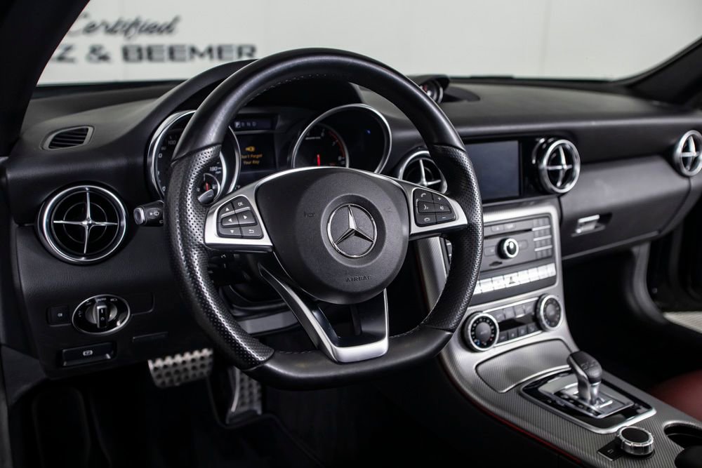 Used 2017 Mercedes-Benz SLC 43 AMG image 25