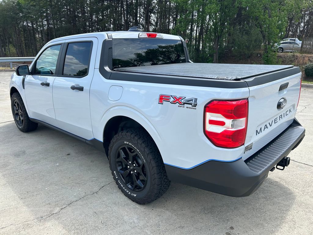 Used 2025 Ford Maverick XLT AWD/4WD image 3
