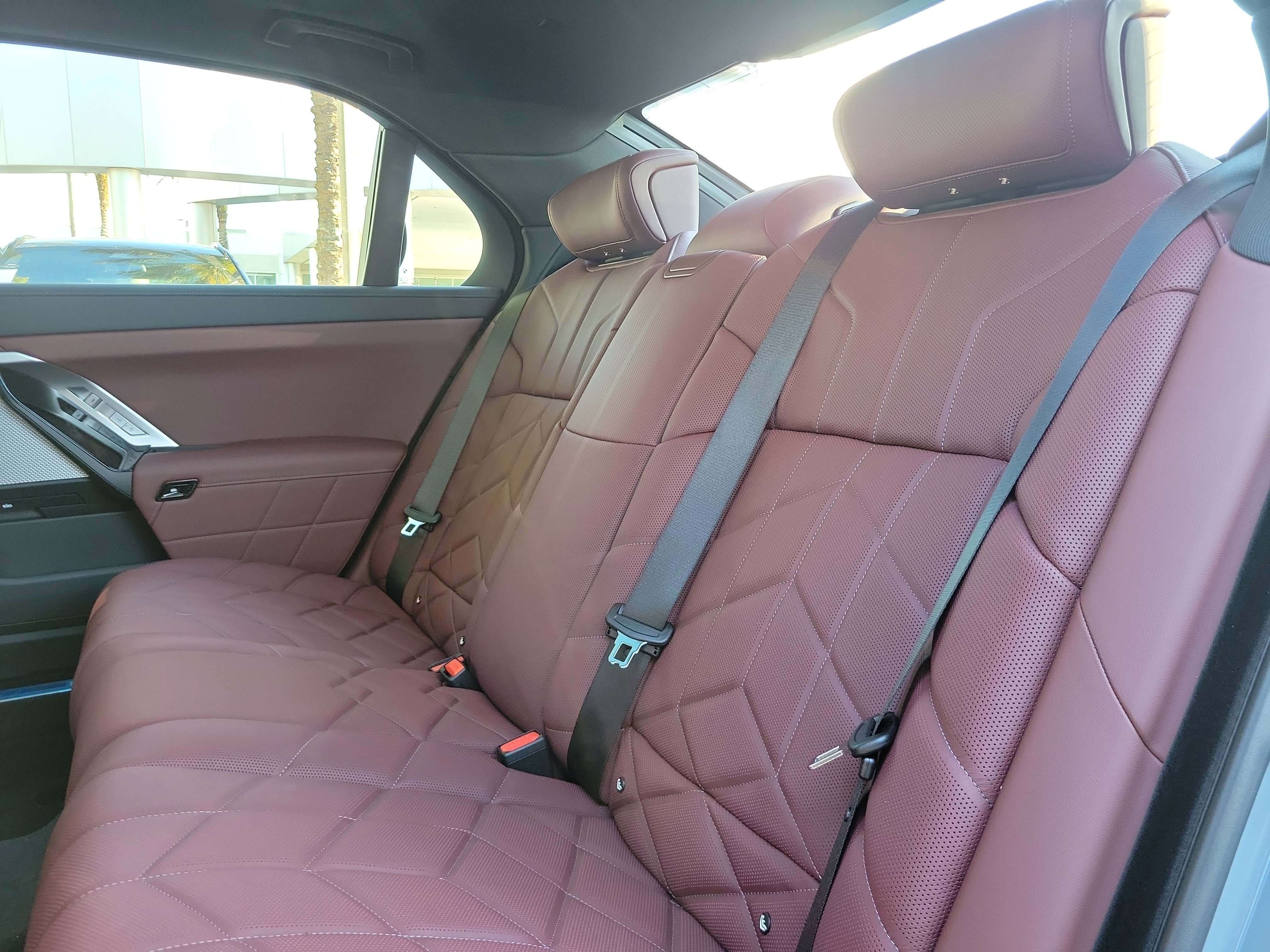 New 2026 BMW i7 eDrive50 w/ M Sport Package image 11