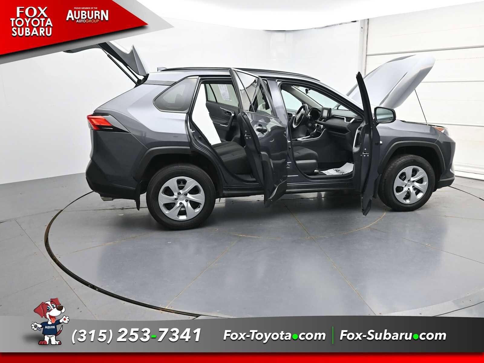 Used 2021 Toyota RAV4 LE AWD/4WD image 42