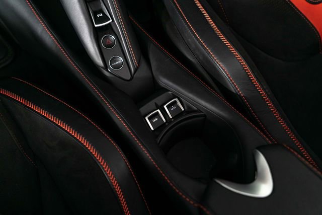 Used 2021 McLaren 720S Performance RWD image 22