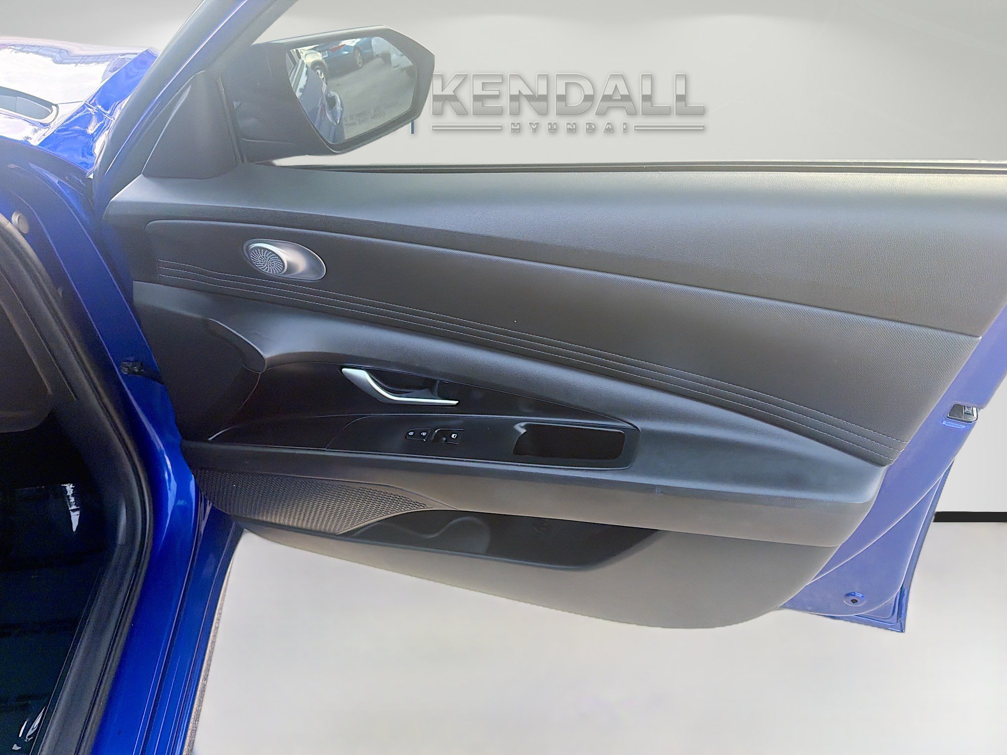 Used 2023 Hyundai Elantra SEL w/ Convenience Package FWD image 31
