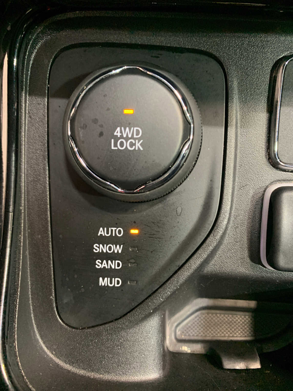 Used 2019 Jeep Compass Limited AWD/4WD image 7