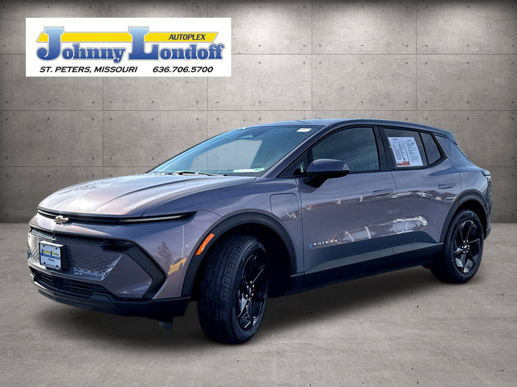 Used 2025 Chevrolet Equinox EV LT w/ Comfort Package FWD image 4